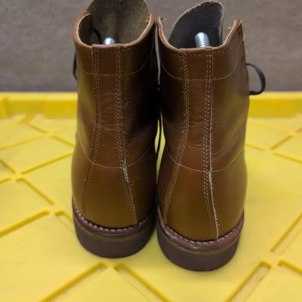 GH Bass Women's Brown Caramel Leather Boots Lace Up Size 6.5 A Vintage